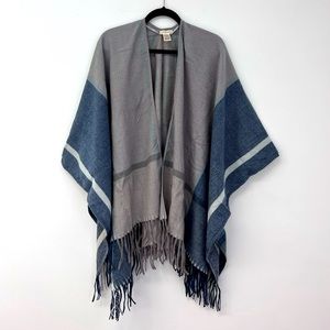 Max Studio Shawl
